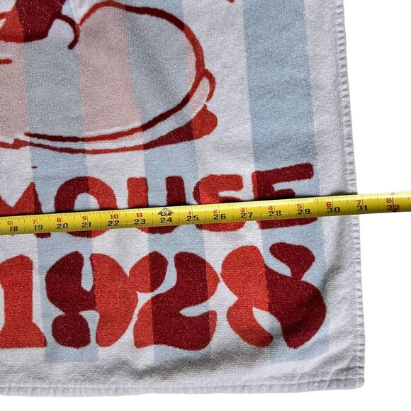Vintage Mickey Mouse Beach Towel Red Authentic Disney Parks Retro Souvenir NICE! - Picture 10 of 12
